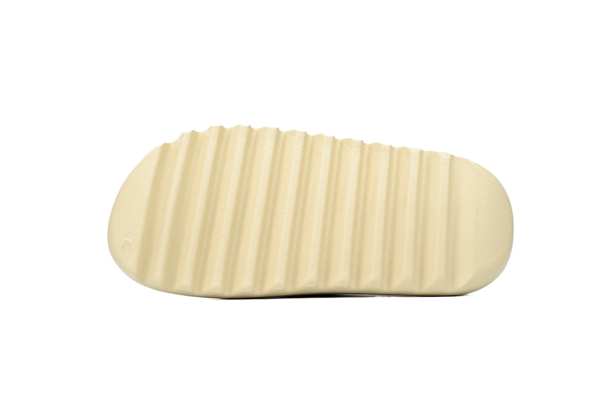 Adidas Yeezy Yeezy Slides Bone - prezentare produs