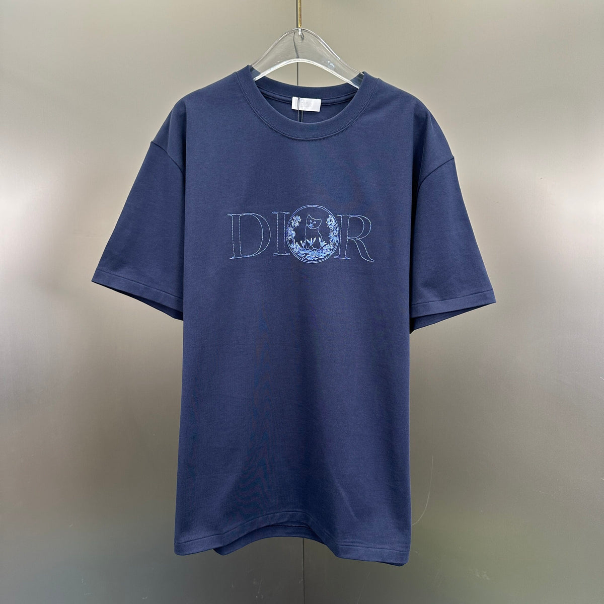 Dior Tricou Exclusive - prezentare produs