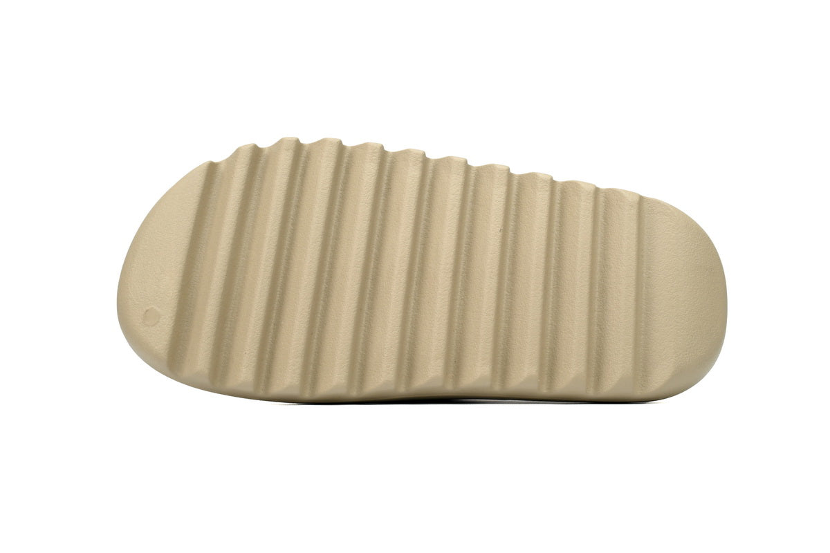 Adidas Yeezy Yeezy Slides Pure - prezentare produs
