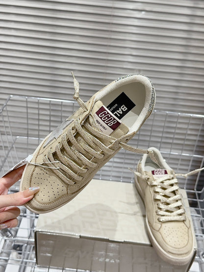 Golden Goose Deluxe G57 Pantofi sport - prezentare produs