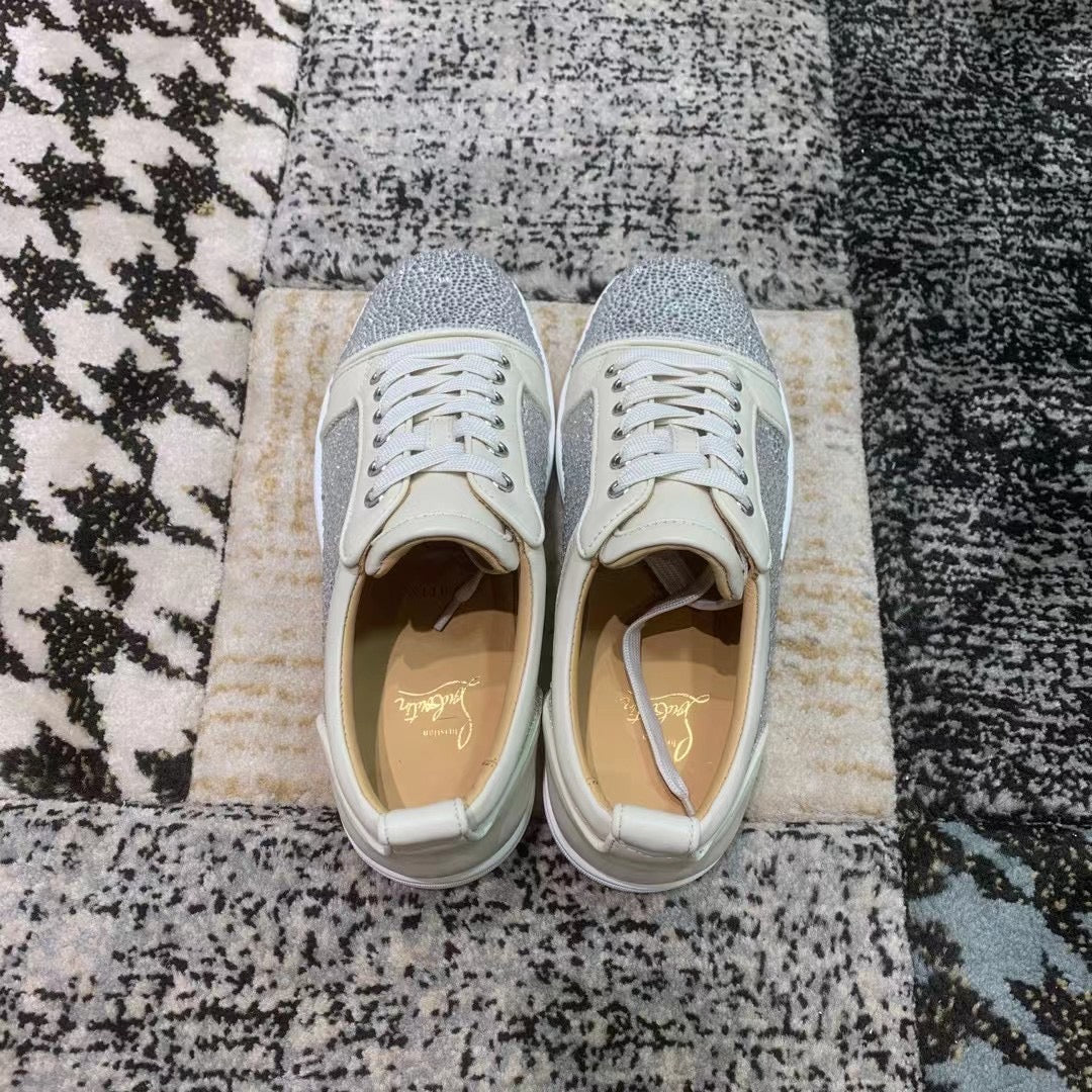 Christian Louboutin Alb Diamonds Low - prezentare produs