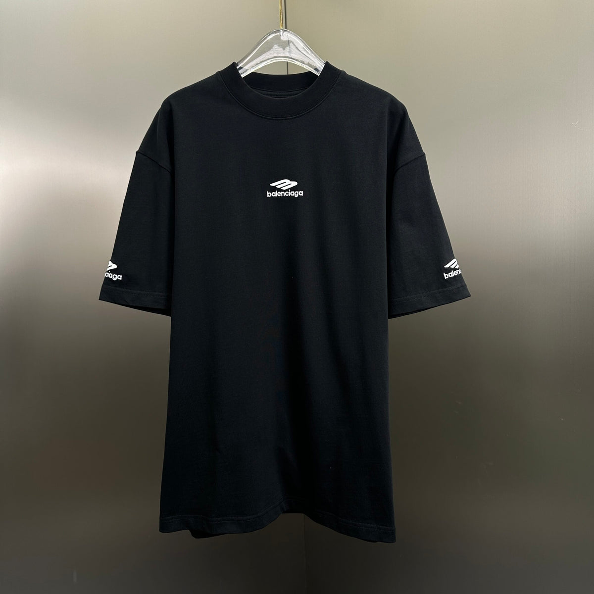 Balenciaga Tricou Exclusive - prezentare produs
