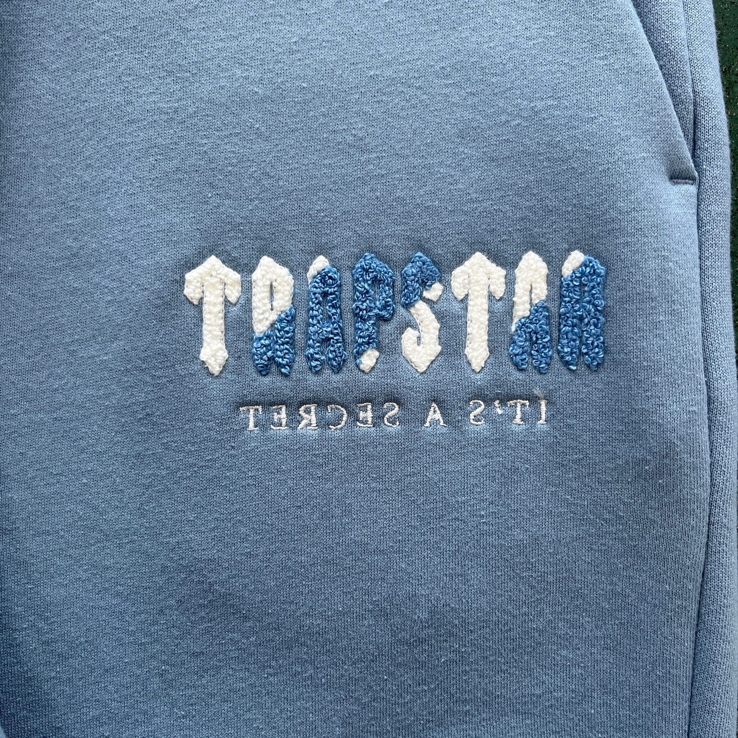 Trapstar Trening Baby Albastru - prezentare produs