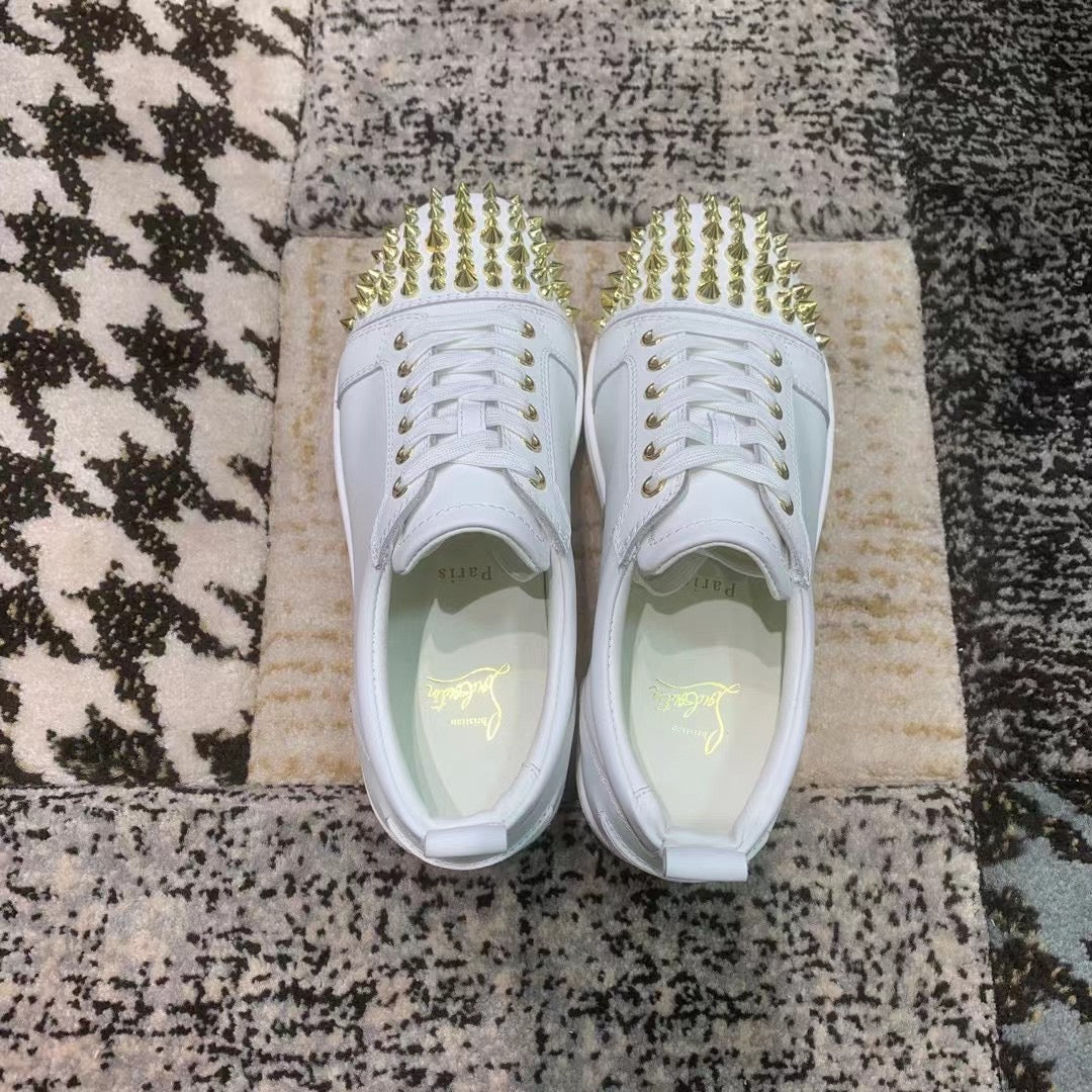 Christian Louboutin Alb Auriu Spikes Low - prezentare produs