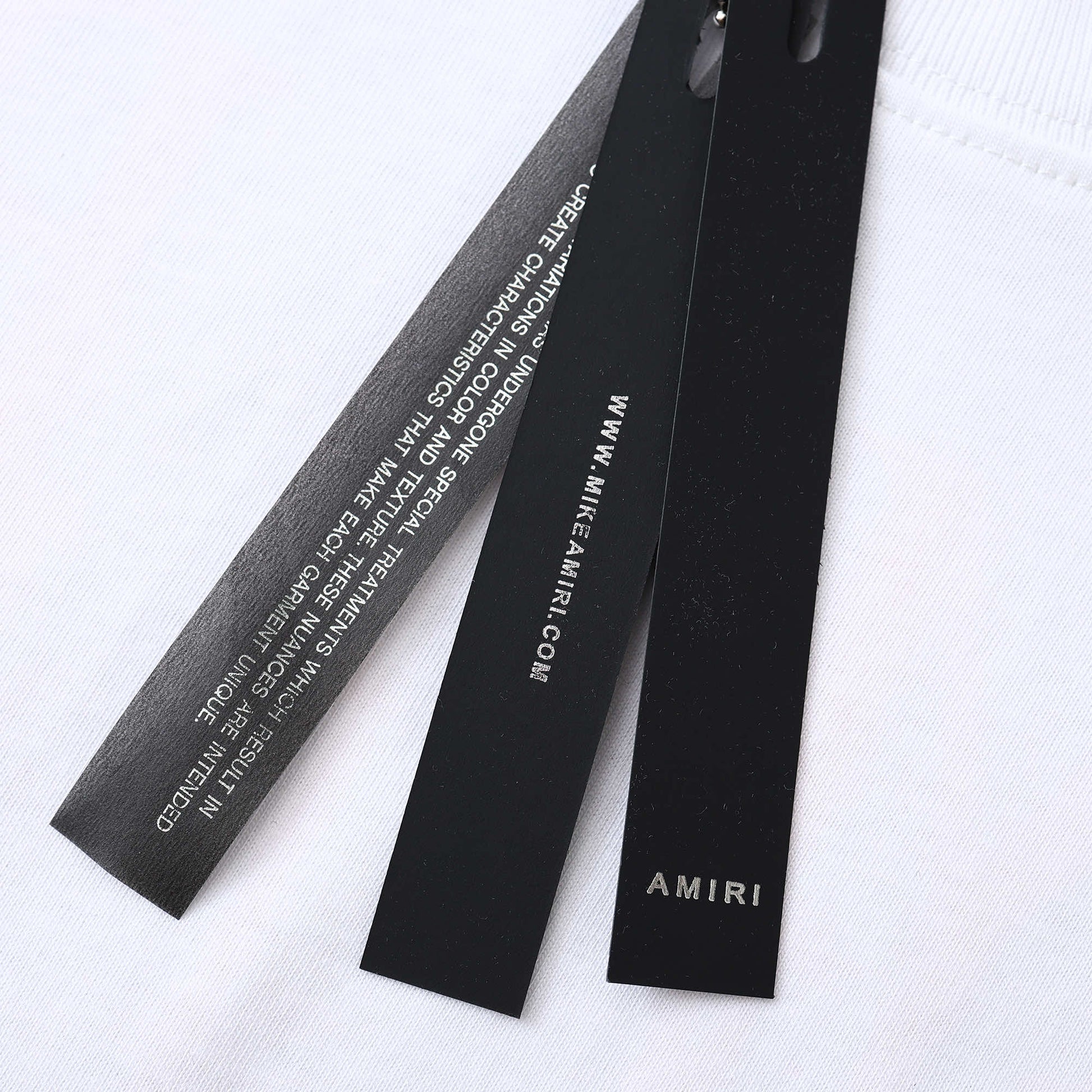 Amiri T Cămașă - prezentare produs