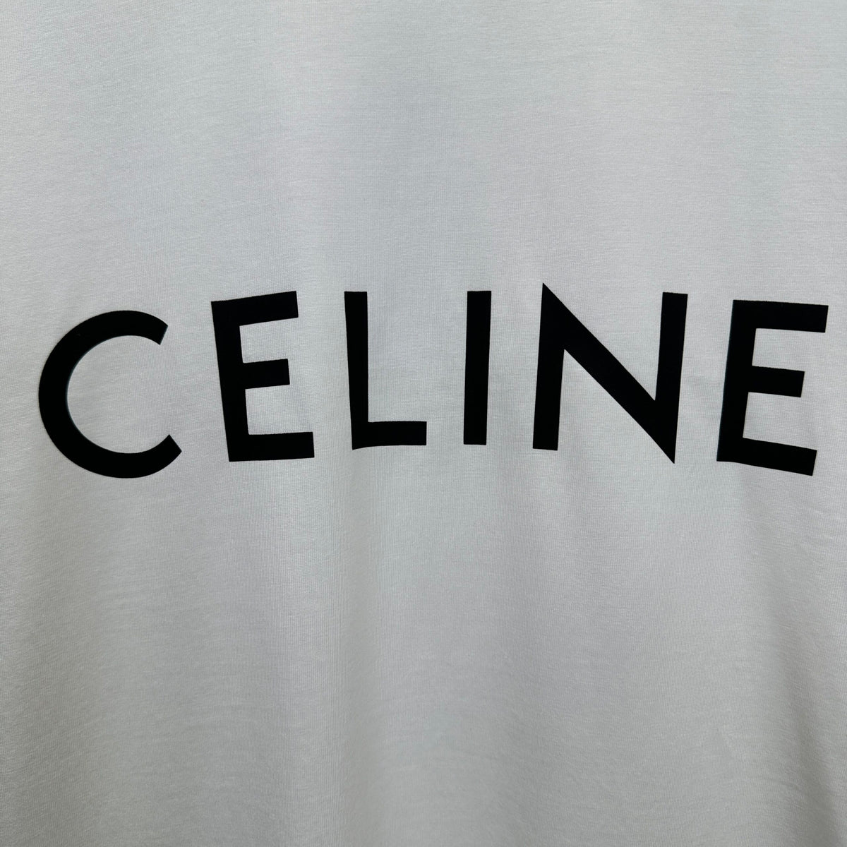 Celine T Cămașă Exclusive - prezentare produs