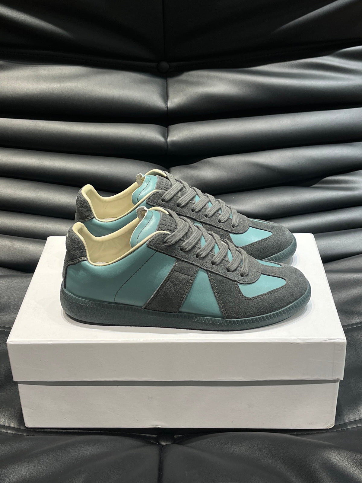 Maison Margiela Pantofi sport Turquoise - prezentare produs