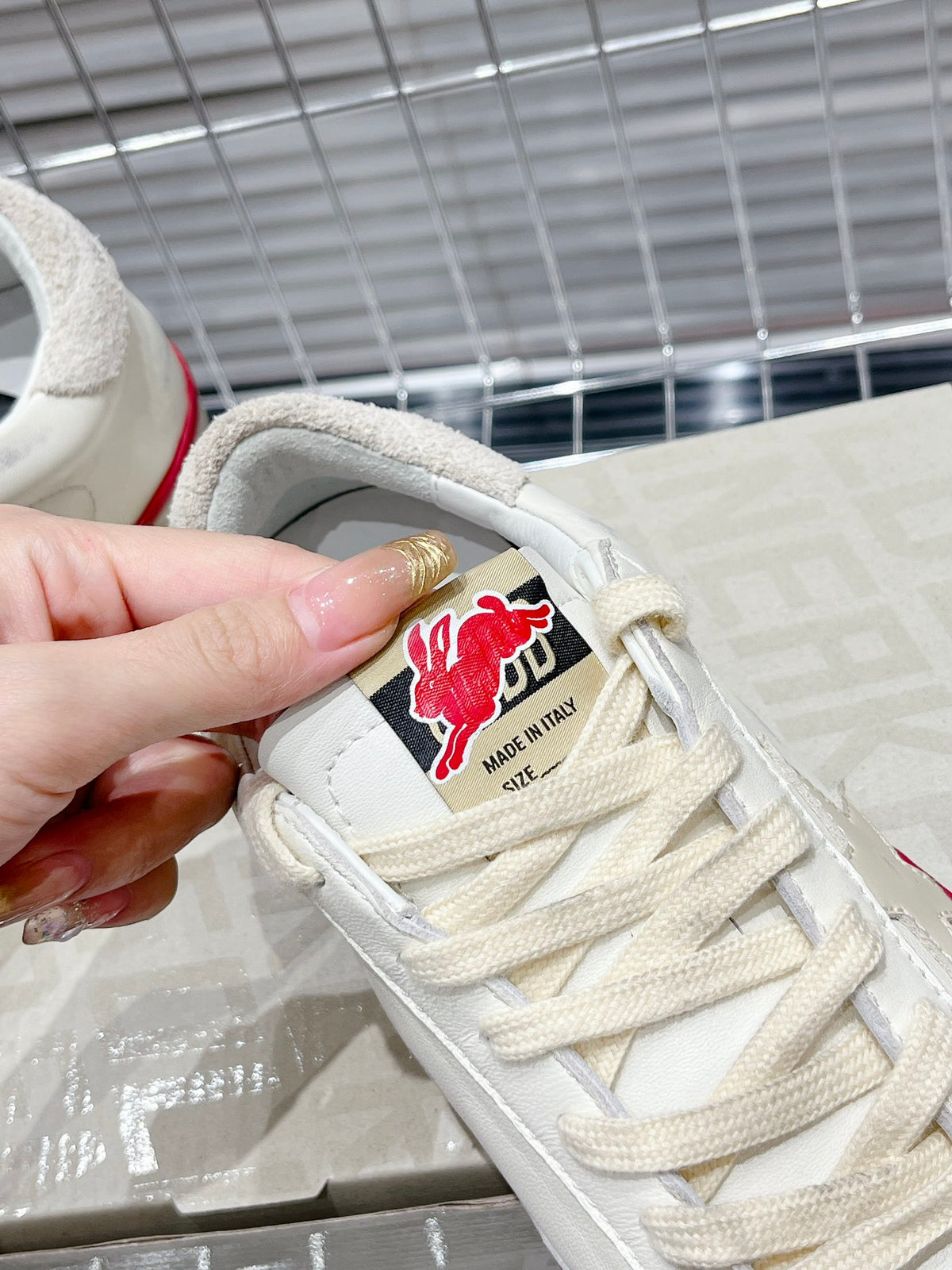 Golden Goose Deluxe G47 Pantofi sport - prezentare produs