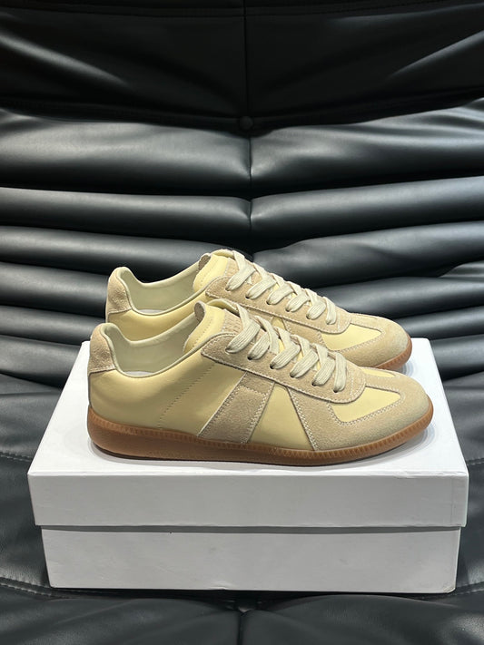 Maison Margiela Pantofi sport Crem - prezentare produs