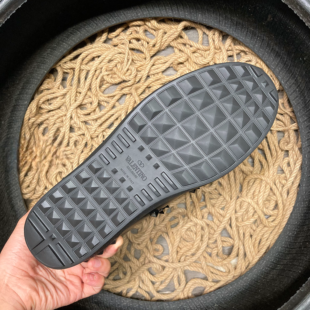 Valentino Rockstud Negru Argintiu - prezentare produs