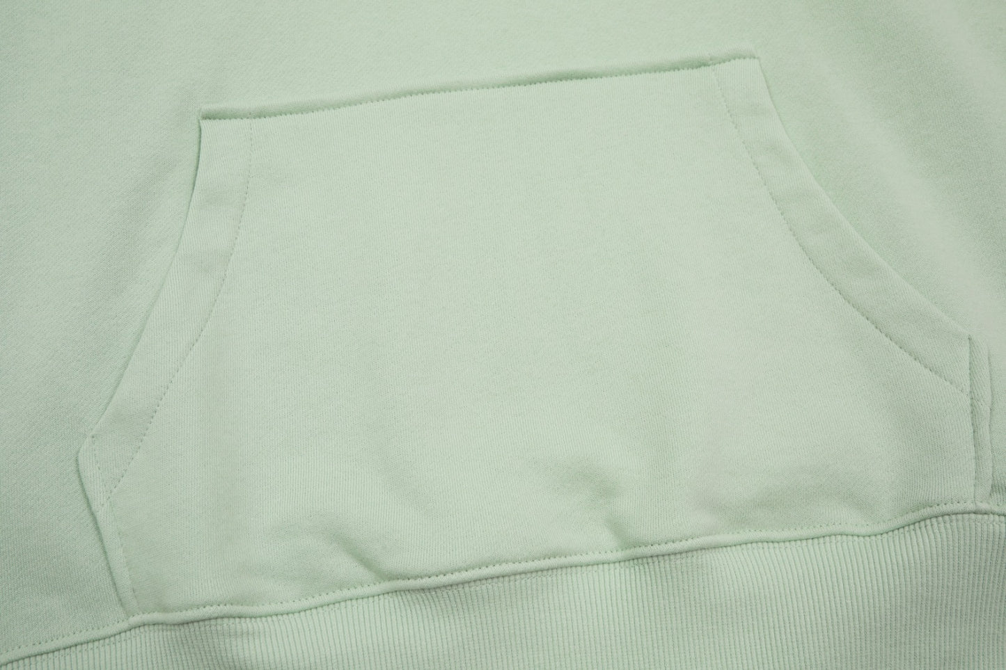 Ami Paris Hanorac Verde - prezentare produs