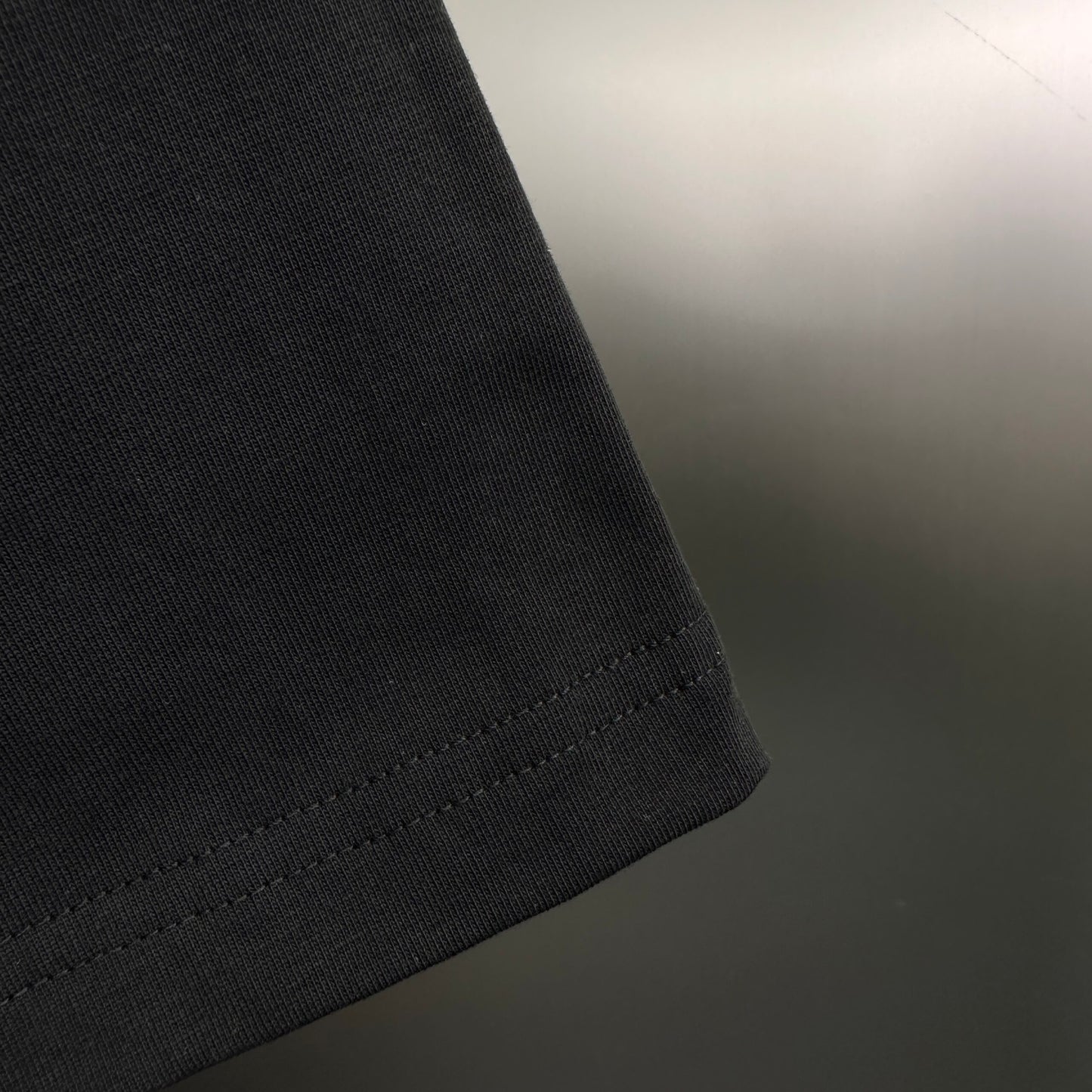 Balenciaga T Cămașă Exclusive - prezentare produs