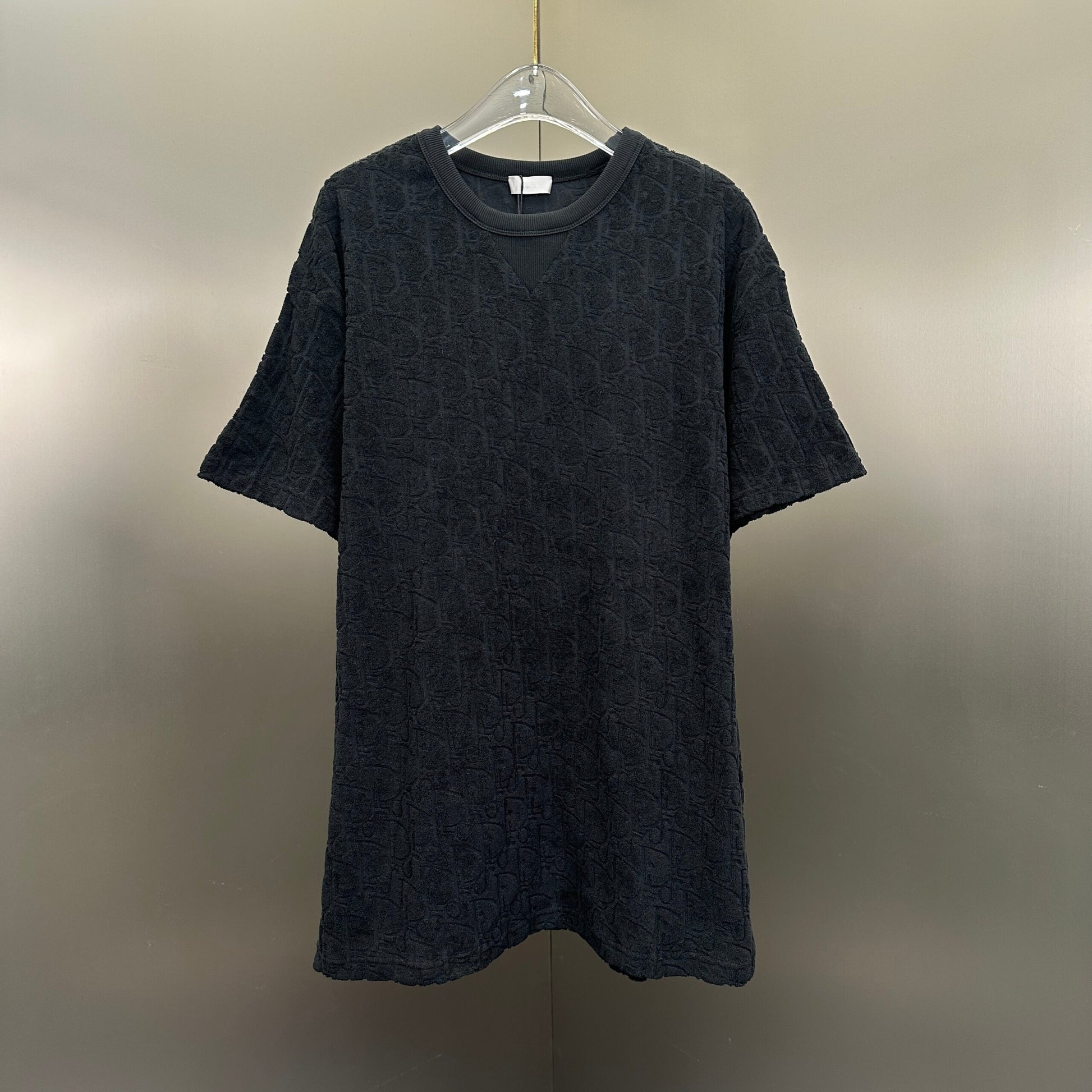 Dior Tricou Exclusive - prezentare produs