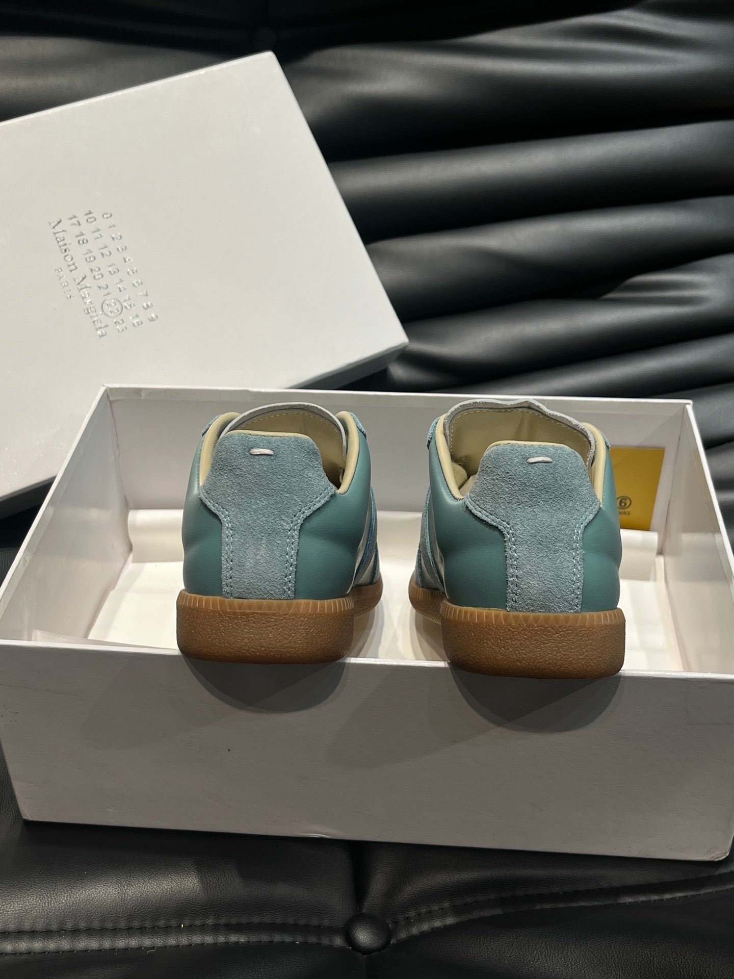 Maison Margiela Pantofi sport Albastru - prezentare produs