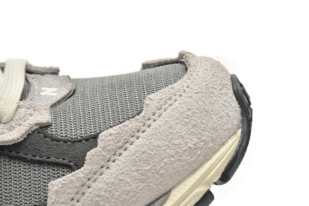 New Balance 2002r Pantofi sport - prezentare produs