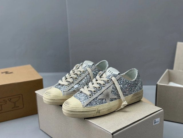 Golden Goose Deluxe G26 - prezentare produs