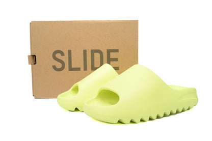 Adidas Yeezy Yeezy Slides Light Verde - prezentare produs