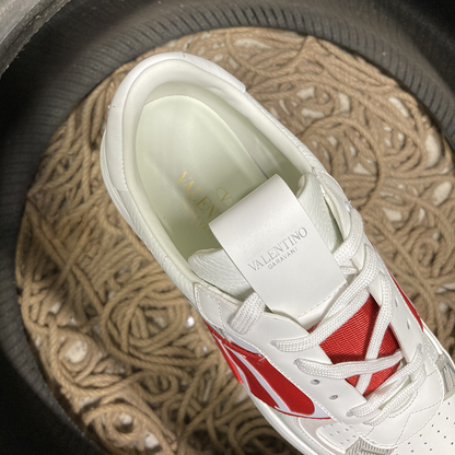 Valentino V7TN Trainers Roșu - prezentare produs