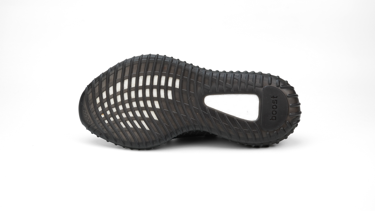 Adidas Yeezy Yeezy 350 V2 Oreo - prezentare produs