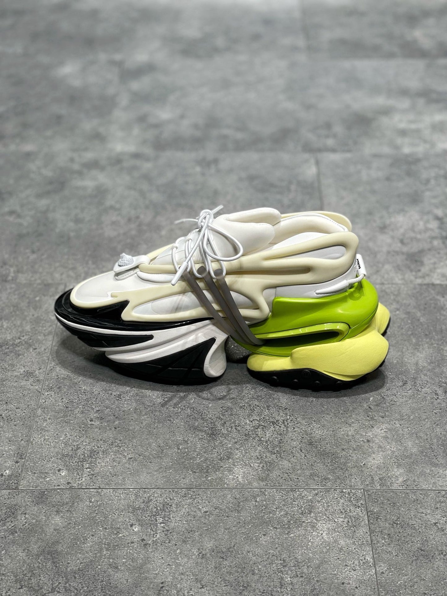 Balmain Unicorn Alb Verde Pantofi sport - prezentare produs