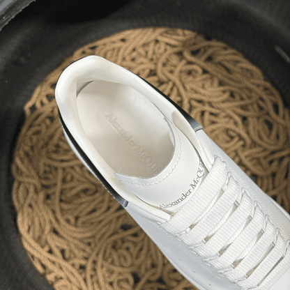 Alexander Mcqueen 26 - prezentare produs