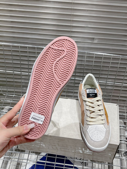 Golden Goose Deluxe G15 Pantofi sport - prezentare produs