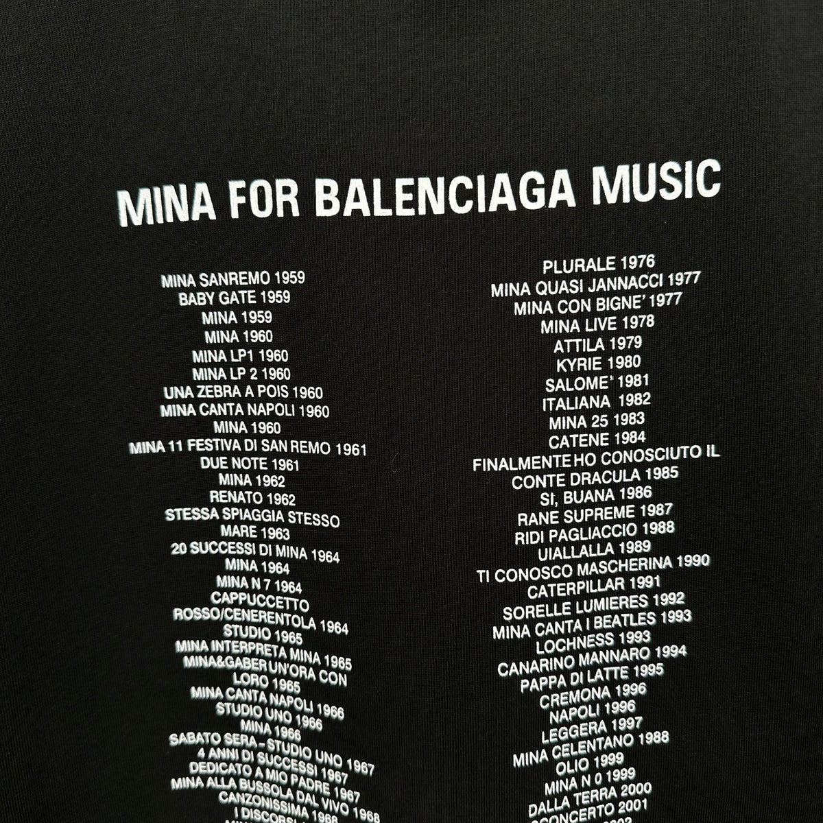 Balenciaga T Cămașă Exclusive - prezentare produs
