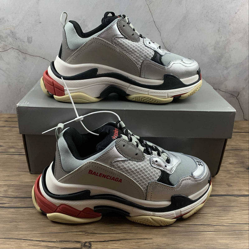 Balenciaga Triple S Argintiu Pantofi sport - prezentare produs
