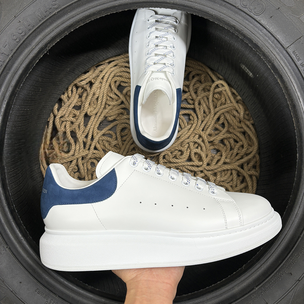 Alexander McQueen Paris Albastru - prezentare produs