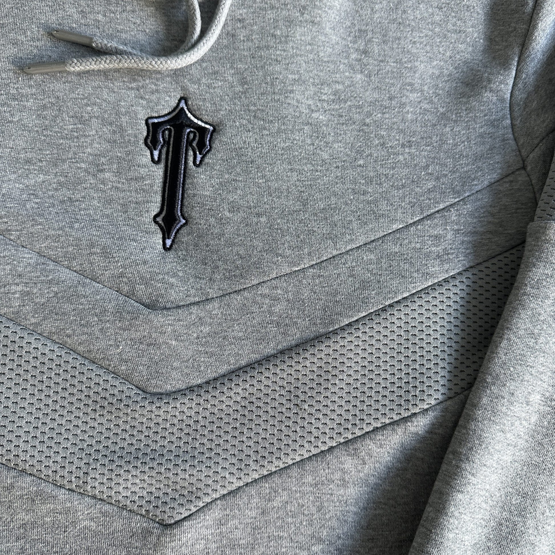 Trapstar V Dungi Trening Gri - prezentare produs