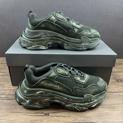 Balenciaga Triple S Army Pantofi sport - prezentare produs