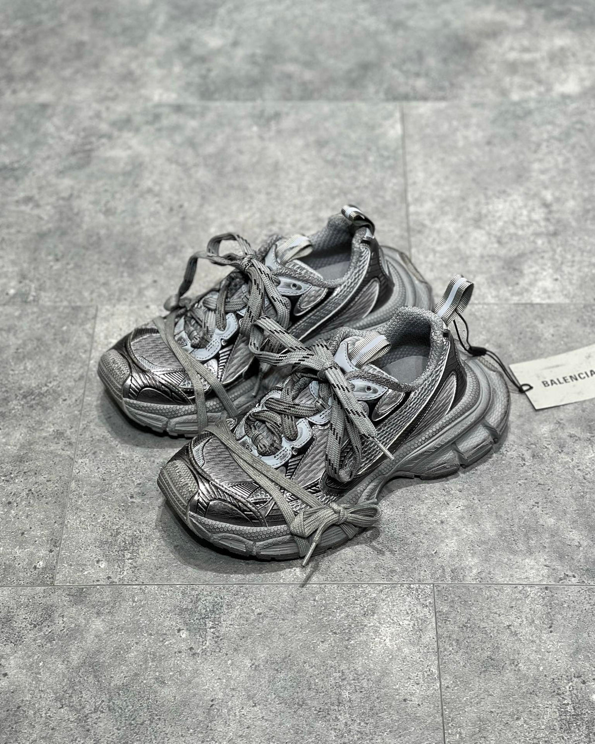 Balenciaga 3XL Gri Pantofi sport - prezentare produs