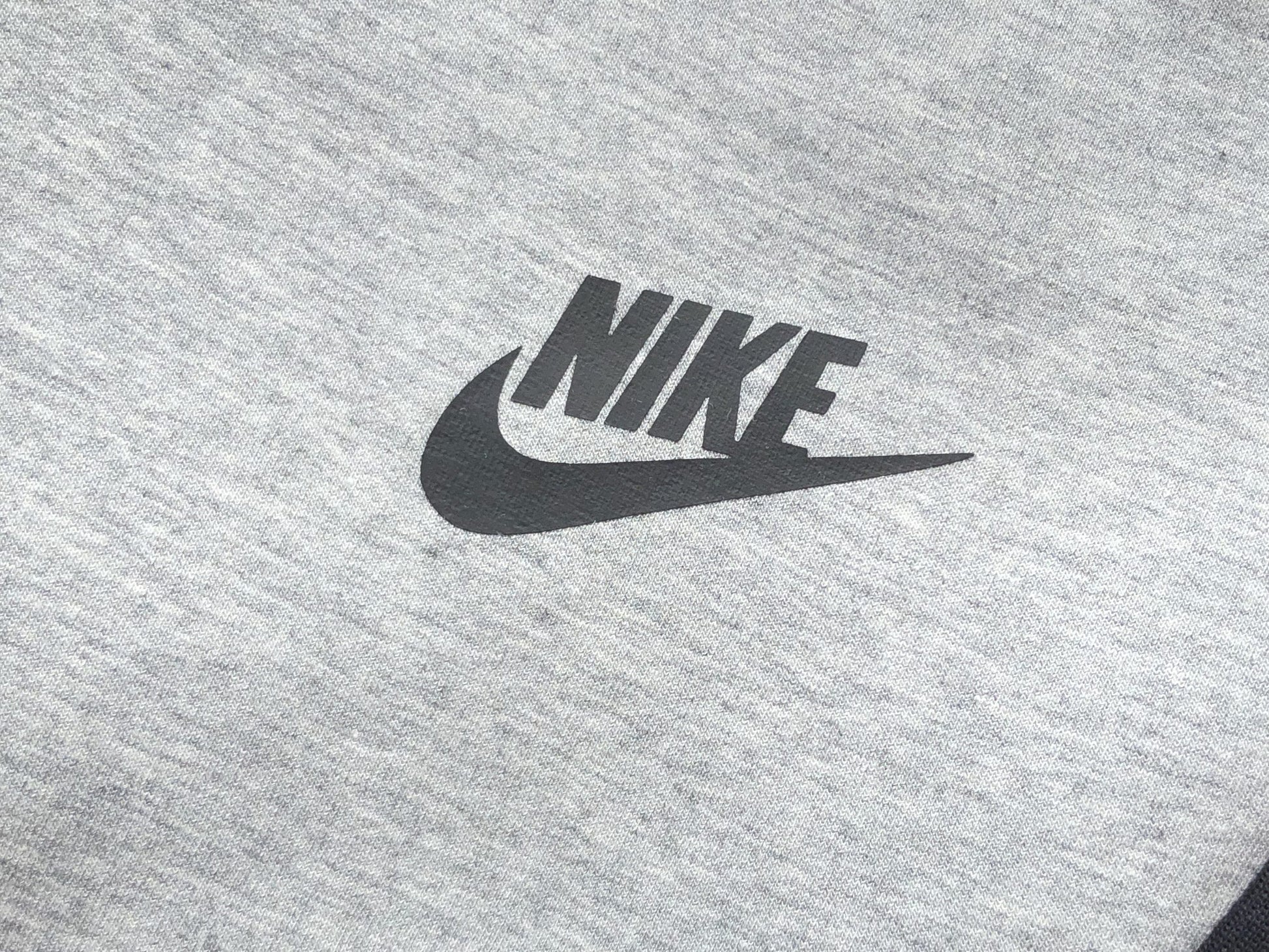 Nike Tech Fleece Gri And Negru Fleece - prezentare produs