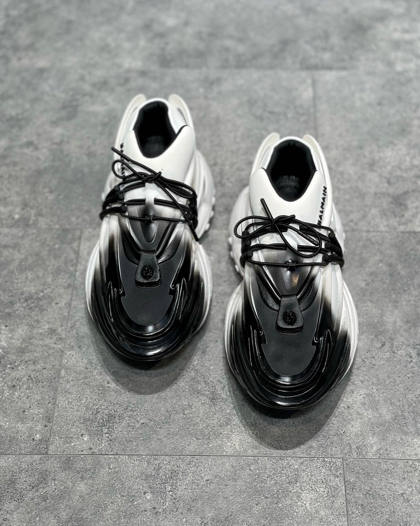 Balmain Unicorn Negru Alb Pantofi sport - prezentare produs