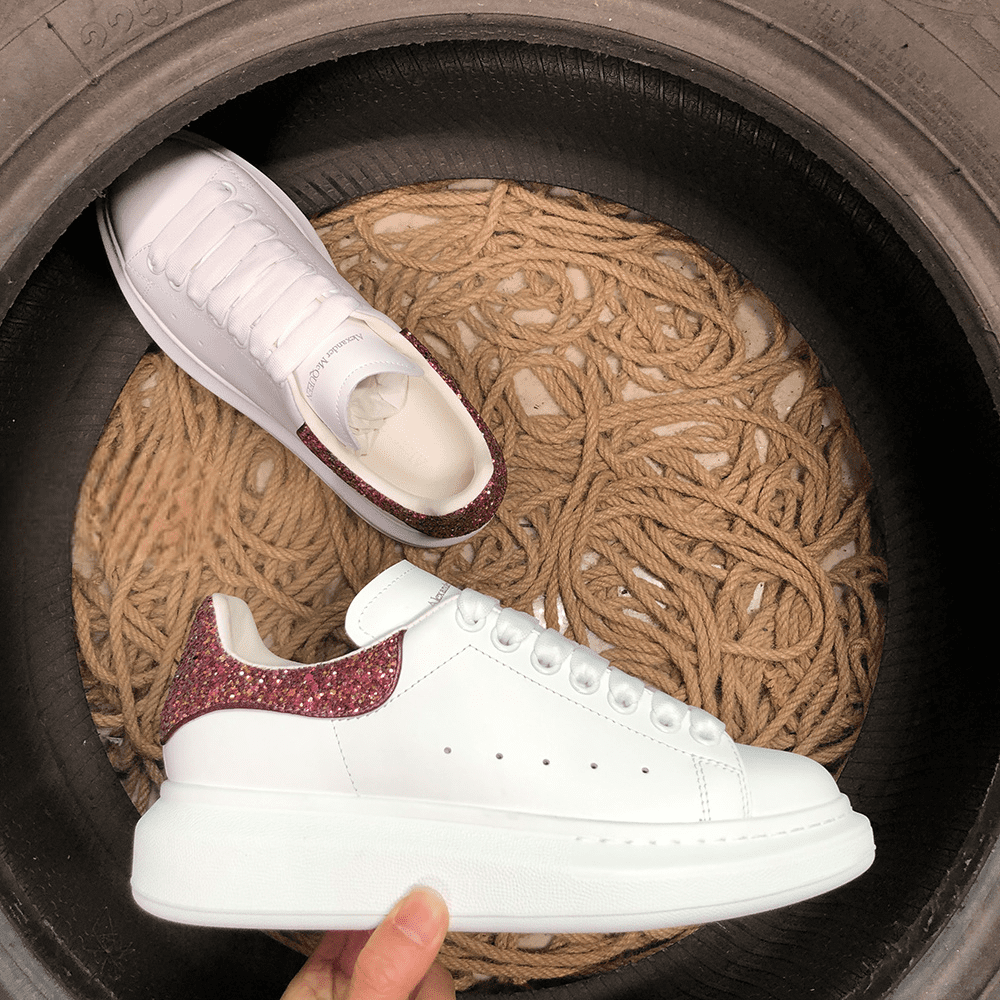 Alexander McQueen Alb Violet Glitter - prezentare produs