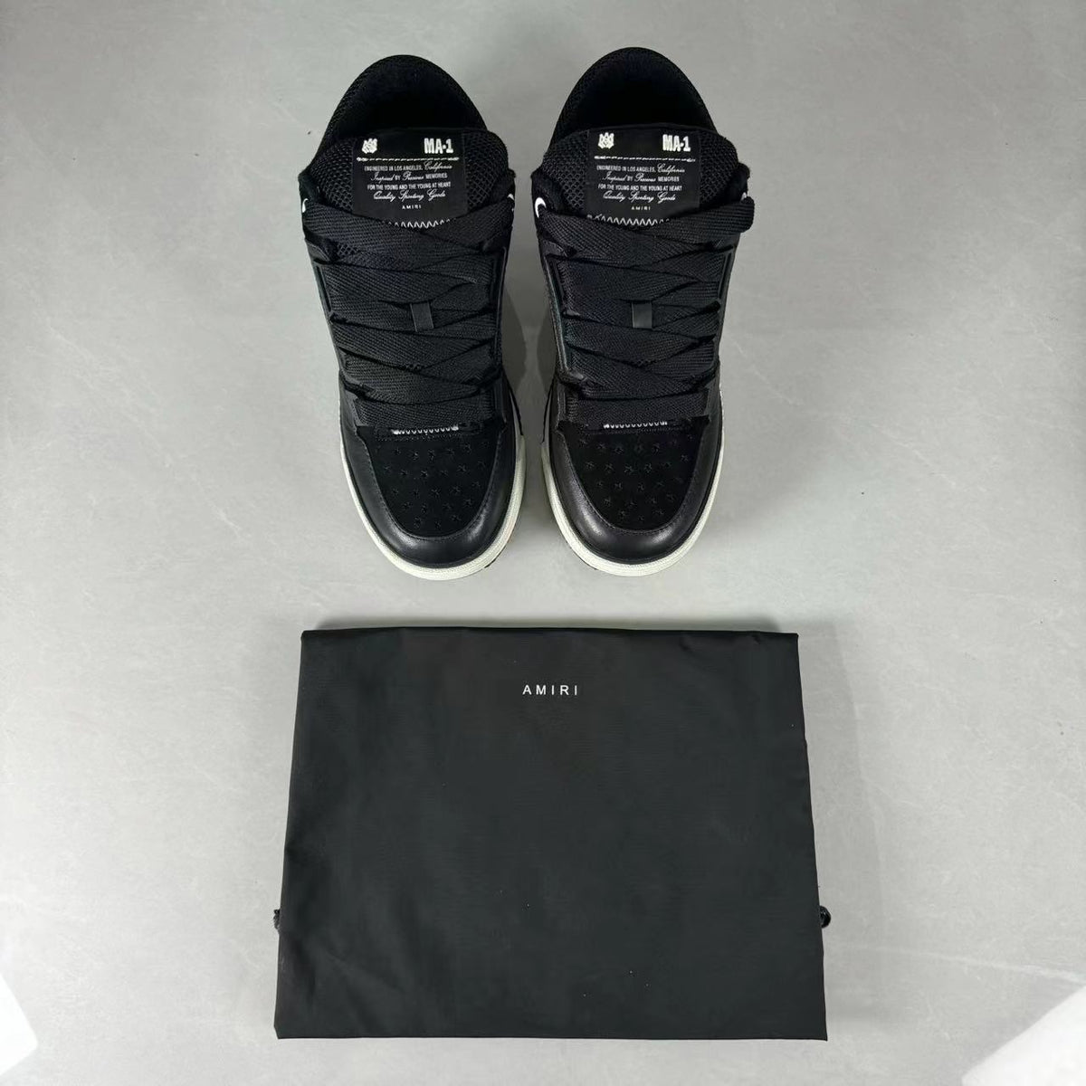 Amiri Ma 1 Negru Alb Sole - prezentare produs