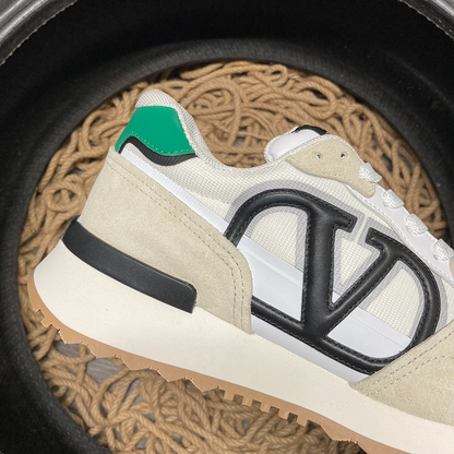 Valentino Vlogo Low Crem - prezentare produs
