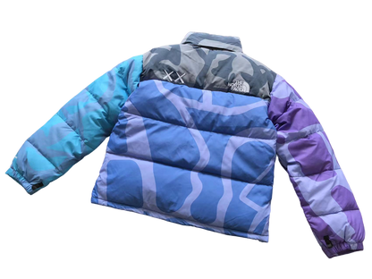 The North Face X Kaws Geacă - prezentare produs