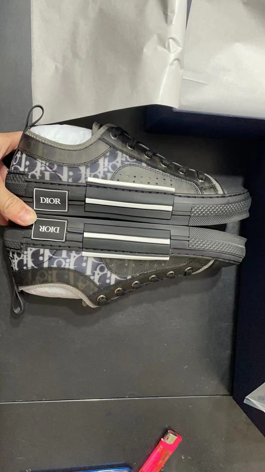 Dior B23 Low Negru - prezentare produs
