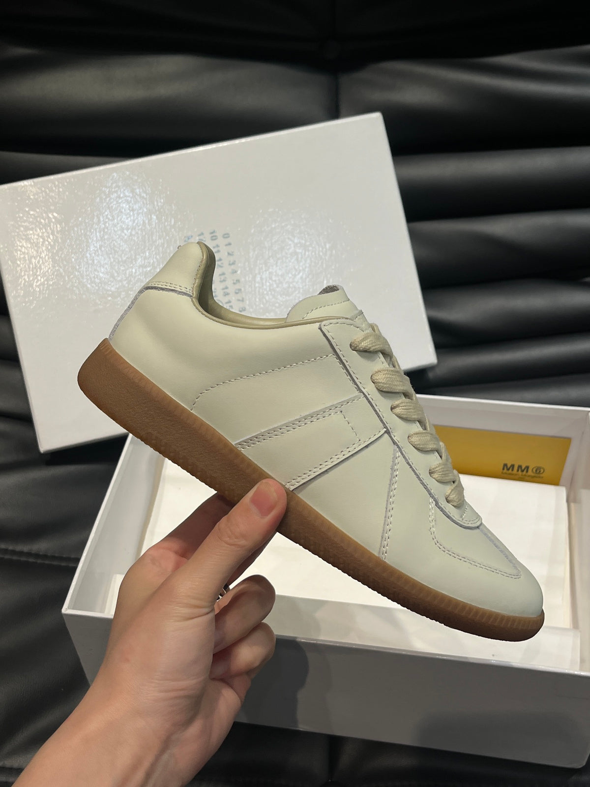 Maison Margiela Trainers Alb - prezentare produs
