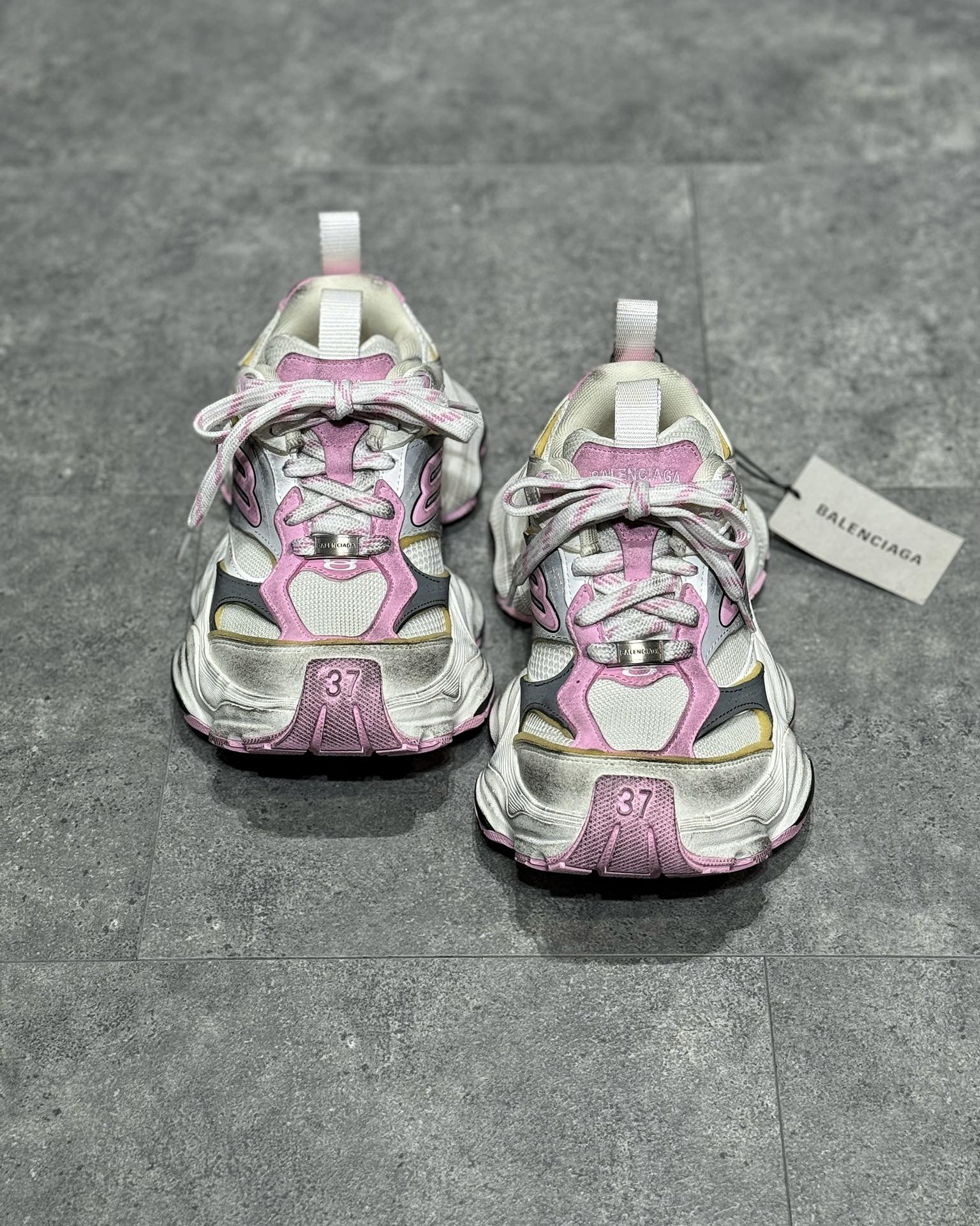 Balenciaga Cargo Roz - prezentare produs