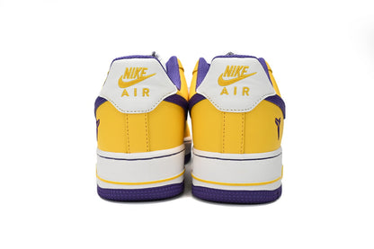 Nike Air Force X Kobe Bryant Pantofi sport - prezentare produs
