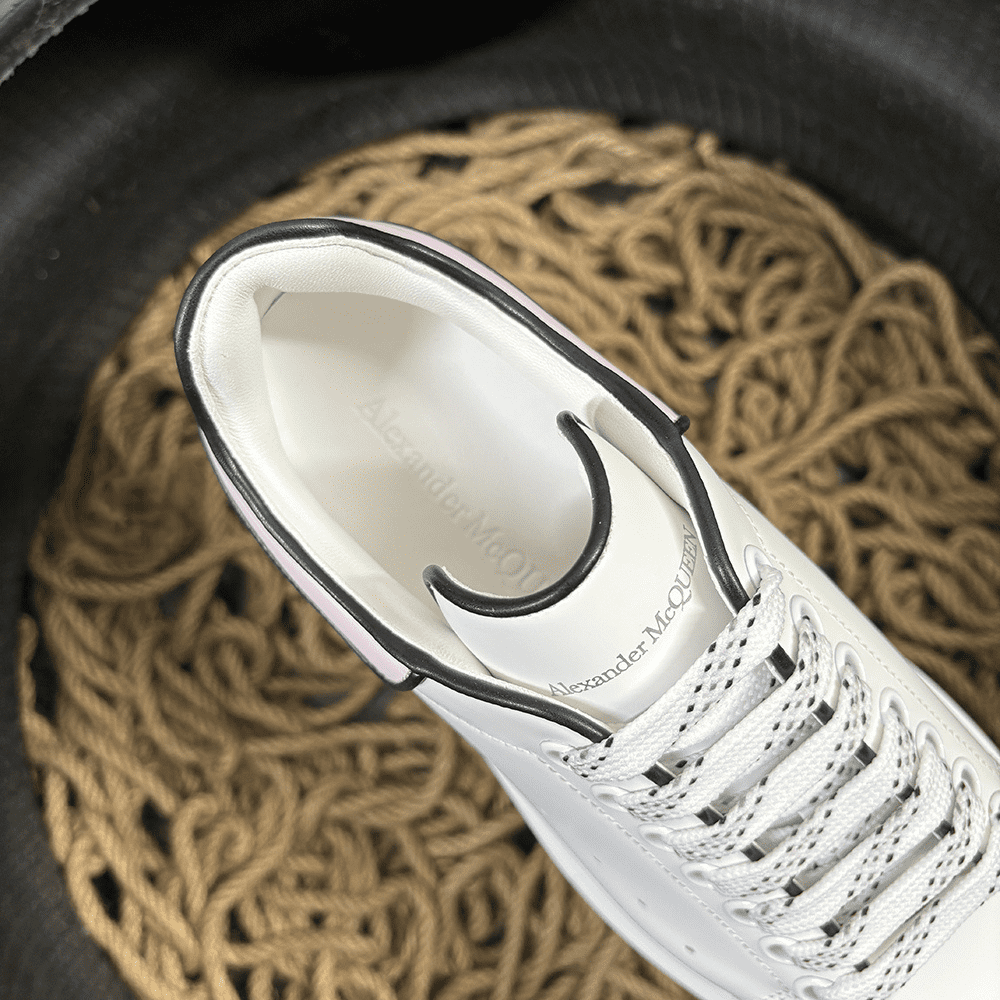 Alexander McQueen Pantofi sport - prezentare produs