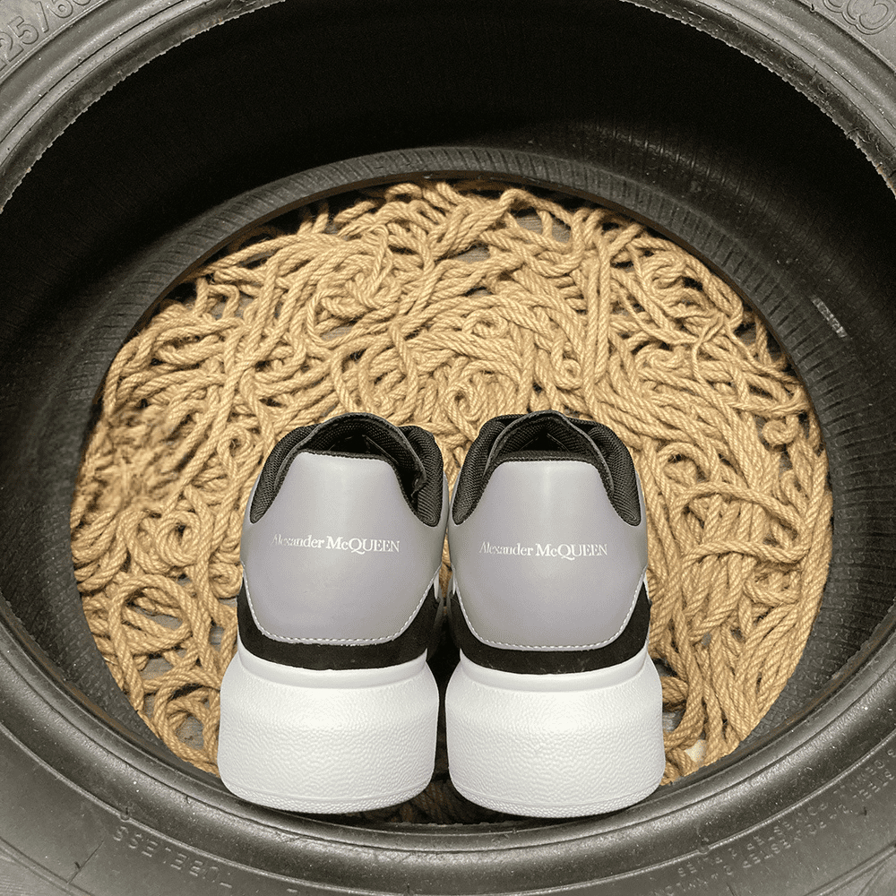 Alexander Mcqueen 33 - prezentare produs