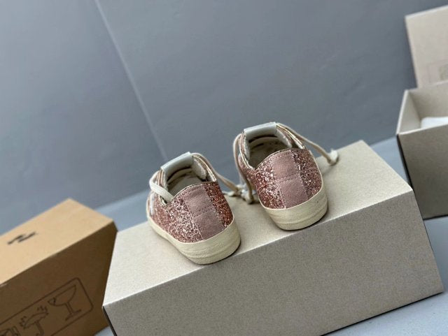 Golden Goose Deluxe G28 - prezentare produs