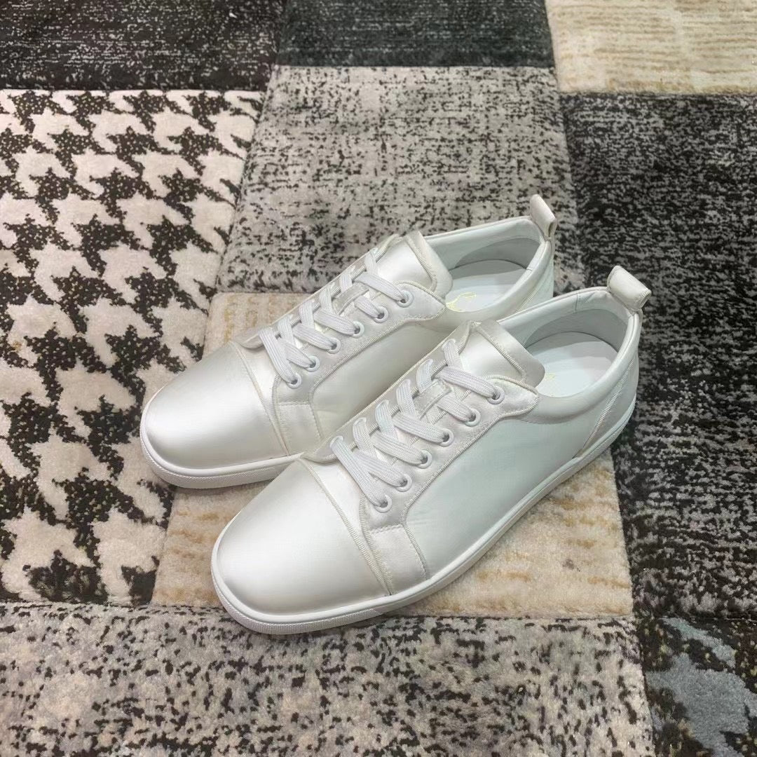Christian Louboutin Clasic Alb Gri Low - prezentare produs