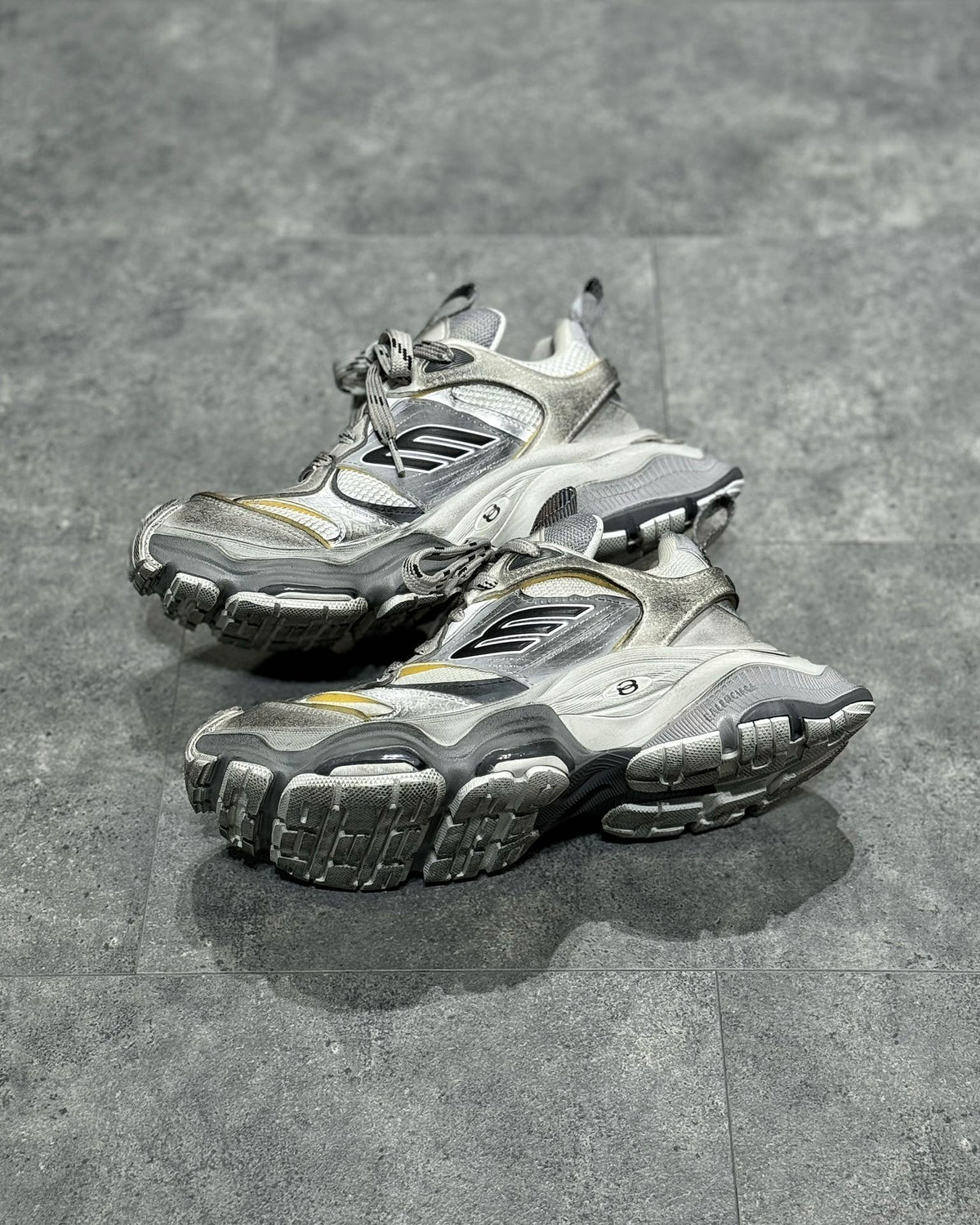 Balenciaga Cargo Gri Pantofi sport - prezentare produs