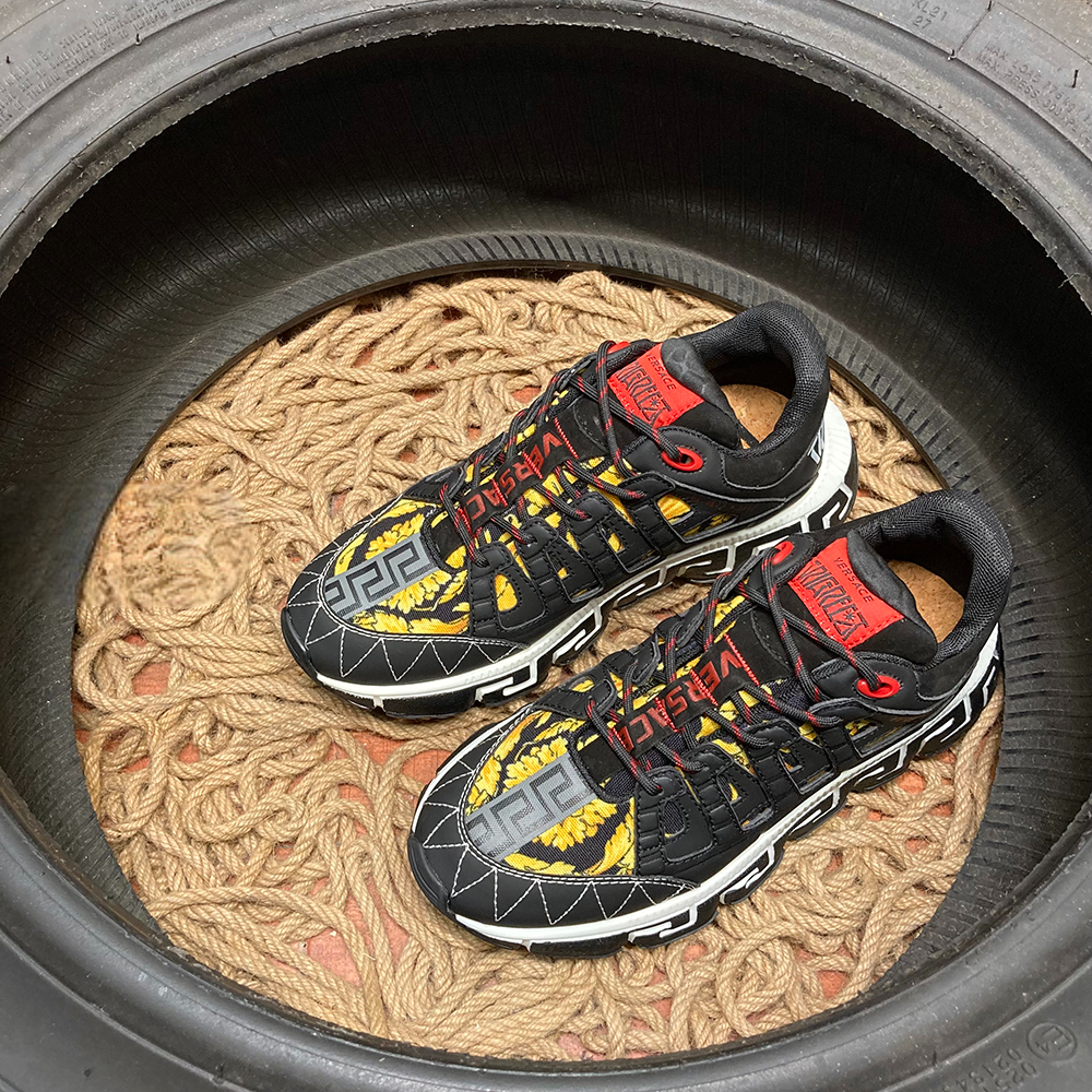 Versace Trigreca V10 Pantofi sport - prezentare produs
