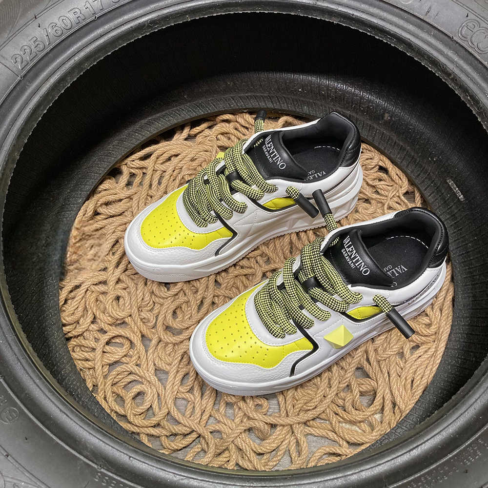 Valentino One Stud Alb Neon Pantofi sport - prezentare produs