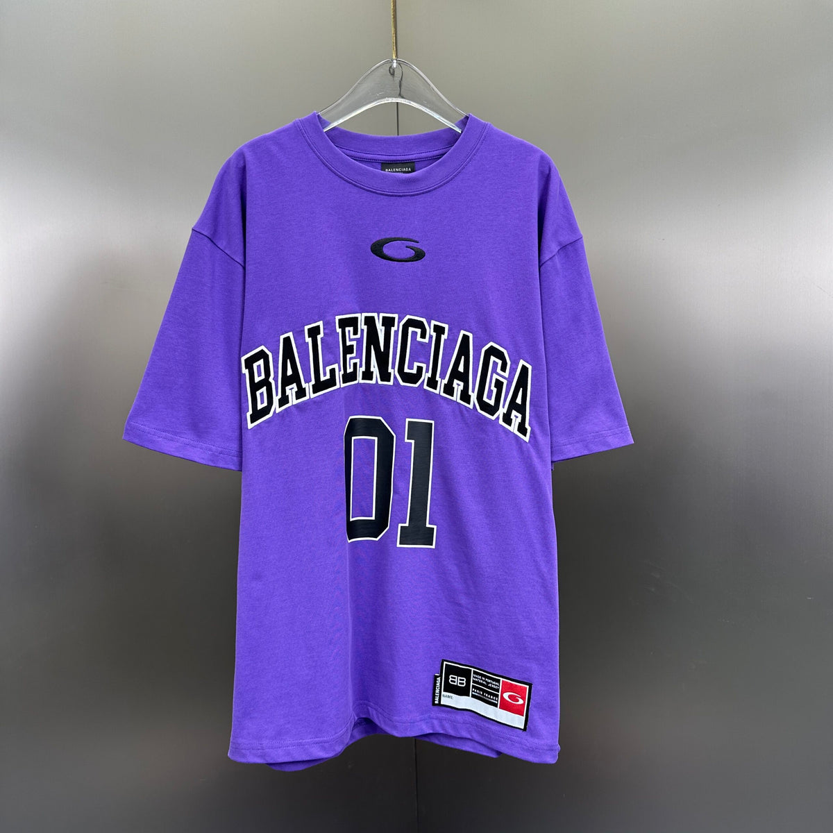 Balenciaga Tricou Exclusive - prezentare produs